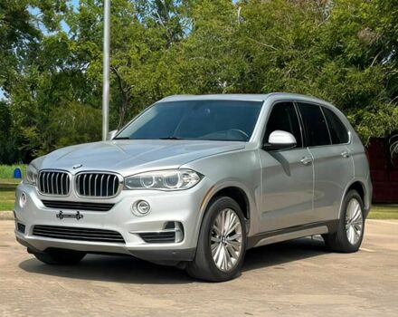 Серый БМВ Х5, объемом двигателя 3 л и пробегом 75 тыс. км за 21500 $, фото 2 на Automoto.ua