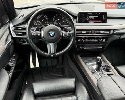 Сірий БМВ Х5, об'ємом двигуна 2.98 л та пробігом 140 тис. км за 27500 $, фото 33 на Automoto.ua