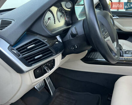 Сірий БМВ Х5, об'ємом двигуна 2.98 л та пробігом 146 тис. км за 25500 $, фото 1 на Automoto.ua