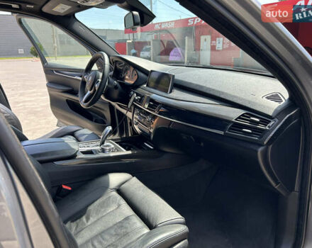 Сірий БМВ Х5, об'ємом двигуна 2 л та пробігом 136 тис. км за 31000 $, фото 35 на Automoto.ua