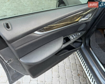 Серый БМВ Х5, объемом двигателя 2.98 л и пробегом 209 тыс. км за 19500 $, фото 20 на Automoto.ua