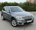 Серый БМВ Х5, объемом двигателя 2 л и пробегом 243 тыс. км за 27000 $, фото 2 на Automoto.ua