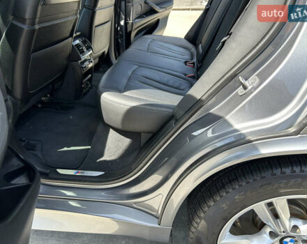 Сірий БМВ Х5, об'ємом двигуна 2 л та пробігом 136 тис. км за 31000 $, фото 25 на Automoto.ua