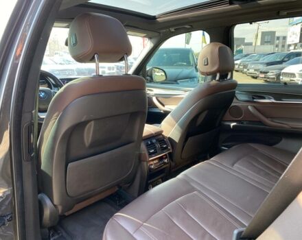 Серый БМВ Х5, объемом двигателя 3 л и пробегом 152 тыс. км за 19800 $, фото 21 на Automoto.ua