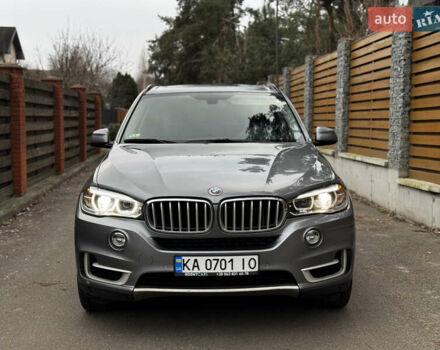 Серый БМВ Х5, объемом двигателя 3 л и пробегом 127 тыс. км за 19700 $, фото 2 на Automoto.ua