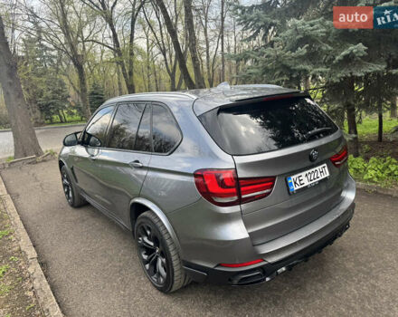 Серый БМВ Х5, объемом двигателя 3 л и пробегом 230 тыс. км за 36000 $, фото 4 на Automoto.ua