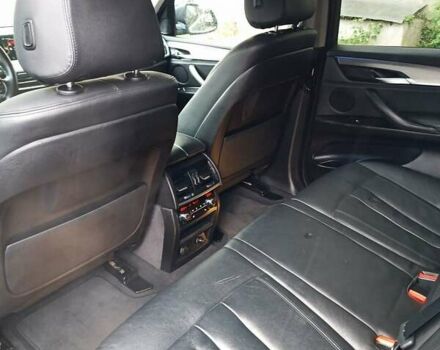 Серый БМВ Х5, объемом двигателя 2 л и пробегом 177 тыс. км за 19900 $, фото 5 на Automoto.ua