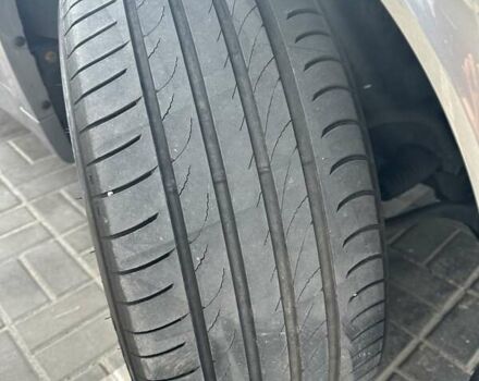 Серый БМВ Х5, объемом двигателя 2.99 л и пробегом 140 тыс. км за 42000 $, фото 2 на Automoto.ua