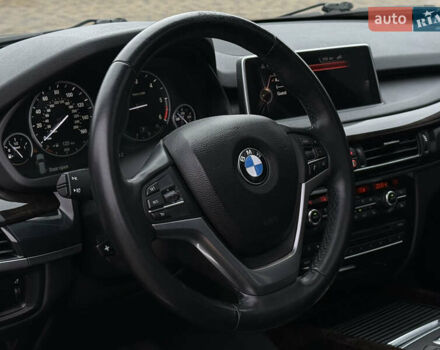 Серый БМВ Х5, объемом двигателя 3 л и пробегом 220 тыс. км за 25300 $, фото 44 на Automoto.ua