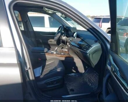 Сірий БМВ Х5, об'ємом двигуна 3 л та пробігом 54 тис. км за 6400 $, фото 4 на Automoto.ua