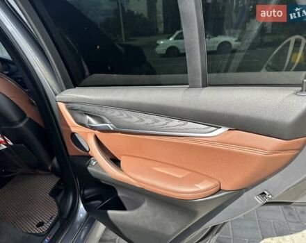 Серый БМВ Х5, объемом двигателя 2.99 л и пробегом 140 тыс. км за 42000 $, фото 13 на Automoto.ua