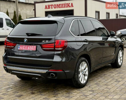 Серый БМВ Х5, объемом двигателя 3 л и пробегом 220 тыс. км за 25300 $, фото 14 на Automoto.ua