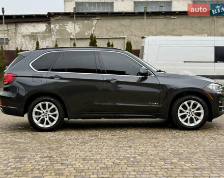 Серый БМВ Х5, объемом двигателя 3 л и пробегом 220 тыс. км за 25300 $, фото 12 на Automoto.ua