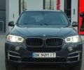 Сірий БМВ Х5, об'ємом двигуна 2.98 л та пробігом 207 тис. км за 23950 $, фото 2 на Automoto.ua