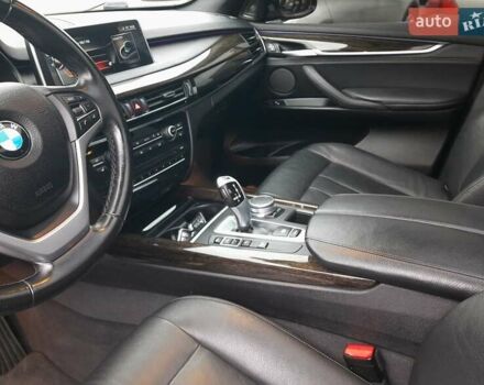 Серый БМВ Х5, объемом двигателя 3 л и пробегом 229 тыс. км за 27499 $, фото 26 на Automoto.ua