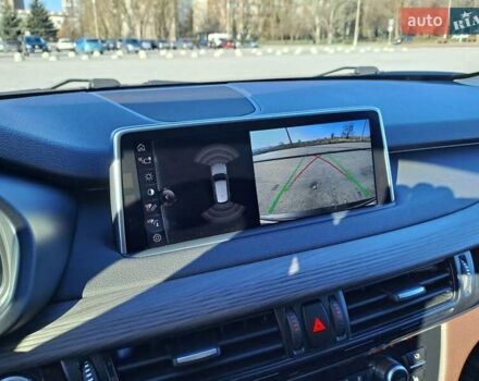 Сірий БМВ Х5, об'ємом двигуна 2 л та пробігом 62 тис. км за 42000 $, фото 2 на Automoto.ua