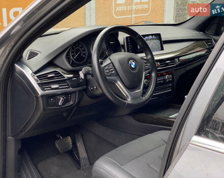 Серый БМВ Х5, объемом двигателя 2.98 л и пробегом 76 тыс. км за 31900 $, фото 8 на Automoto.ua
