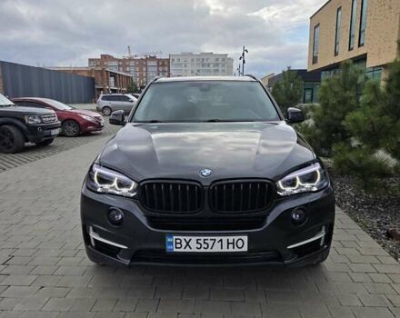 Серый БМВ Х5, объемом двигателя 2 л и пробегом 165 тыс. км за 35999 $, фото 2 на Automoto.ua