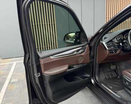 БМВ Х5 2017 в Днепре (Днепропетровске) на Automoto.ua Серый БМВ Х5, объемом двигателя 2.98 л и пробегом 140 тыс. км за 33500 $, фото 6 на Automoto.ua