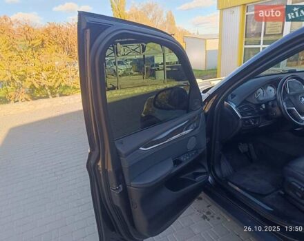 Серый БМВ Х5, объемом двигателя 2.99 л и пробегом 228 тыс. км за 27999 $, фото 8 на Automoto.ua