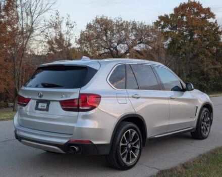 Серый БМВ Х5, объемом двигателя 3 л и пробегом 119 тыс. км за 8000 $, фото 4 на Automoto.ua