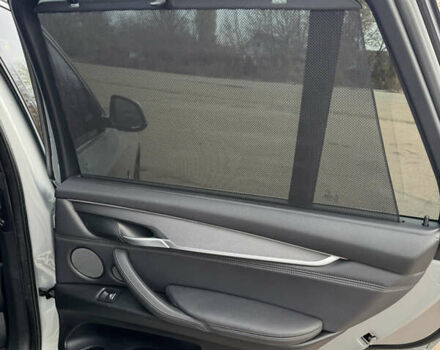 Сірий БМВ Х5, об'ємом двигуна 2 л та пробігом 145 тис. км за 22999 $, фото 25 на Automoto.ua