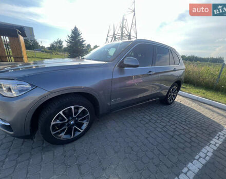 Серый БМВ Х5, объемом двигателя 2.98 л и пробегом 97 тыс. км за 23000 $, фото 4 на Automoto.ua