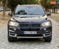Сірий БМВ Х5, об'ємом двигуна 2 л та пробігом 236 тис. км за 26900 $, фото 1 на Automoto.ua