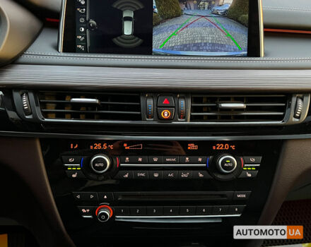 Серый БМВ Х5, объемом двигателя 3 л и пробегом 186 тыс. км за 32500 $, фото 21 на Automoto.ua