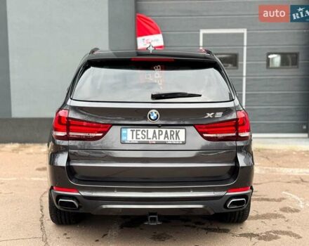 Серый БМВ Х5, объемом двигателя 2 л и пробегом 192 тыс. км за 27999 $, фото 7 на Automoto.ua