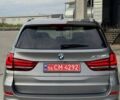 Серый БМВ Х5, объемом двигателя 2.99 л и пробегом 299 тыс. км за 28800 $, фото 4 на Automoto.ua