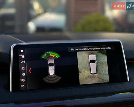 Серый БМВ Х5, объемом двигателя 2.99 л и пробегом 130 тыс. км за 33900 $, фото 27 на Automoto.ua