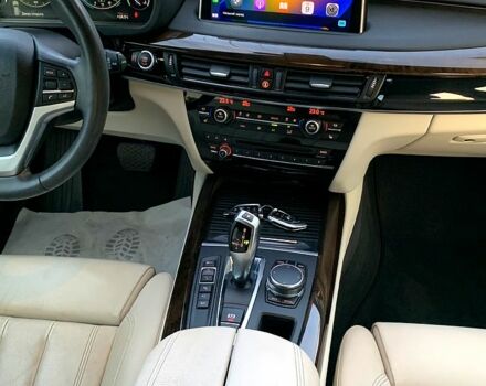 Серый БМВ Х5, объемом двигателя 3 л и пробегом 117 тыс. км за 32500 $, фото 6 на Automoto.ua