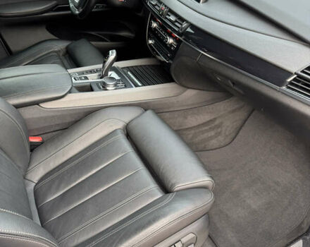 Сірий БМВ Х5, об'ємом двигуна 2 л та пробігом 145 тис. км за 22999 $, фото 24 на Automoto.ua