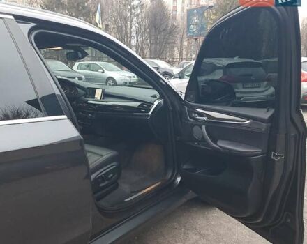 Серый БМВ Х5, объемом двигателя 3 л и пробегом 229 тыс. км за 27499 $, фото 48 на Automoto.ua