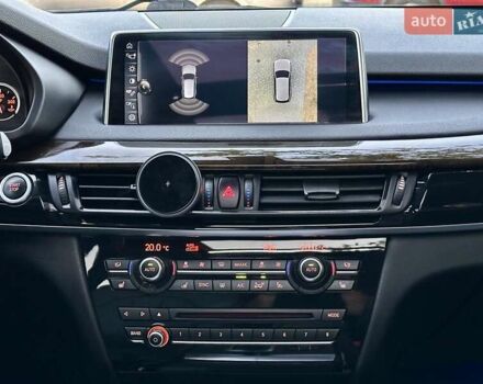 Сірий БМВ Х5, об'ємом двигуна 2 л та пробігом 236 тис. км за 26900 $, фото 45 на Automoto.ua