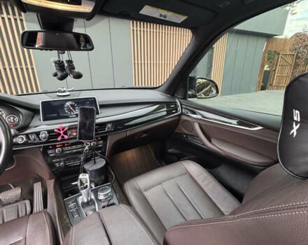 БМВ Х5 2017 в Днепре (Днепропетровске) на Automoto.ua Серый БМВ Х5, объемом двигателя 2.98 л и пробегом 140 тыс. км за 33500 $, фото 14 на Automoto.ua