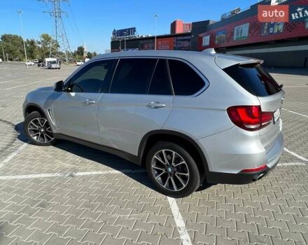 Серый БМВ Х5, объемом двигателя 3 л и пробегом 180 тыс. км за 21500 $, фото 8 на Automoto.ua