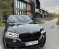 Сірий БМВ Х5, об'ємом двигуна 3 л та пробігом 174 тис. км за 17014 $, фото 1 на Automoto.ua