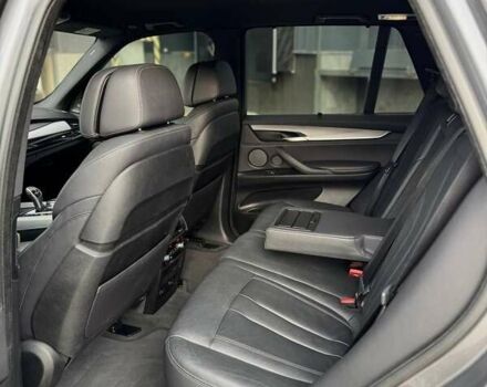 Серый БМВ Х5, объемом двигателя 2.99 л и пробегом 299 тыс. км за 28800 $, фото 16 на Automoto.ua