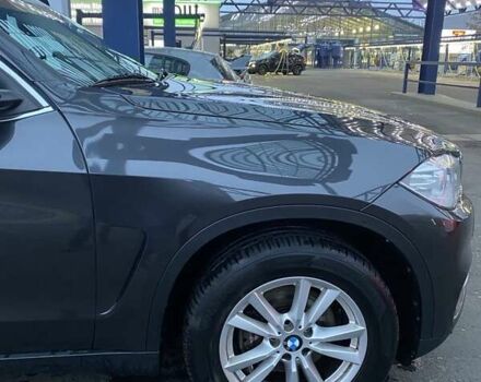 Сірий БМВ Х5, об'ємом двигуна 2 л та пробігом 150 тис. км за 41000 $, фото 4 на Automoto.ua