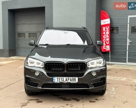 Серый БМВ Х5, объемом двигателя 2 л и пробегом 192 тыс. км за 27999 $, фото 1 на Automoto.ua