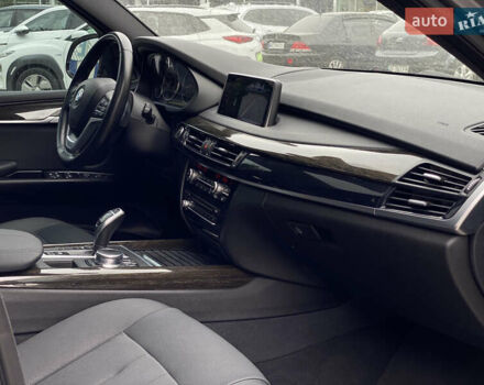 Серый БМВ Х5, объемом двигателя 2.98 л и пробегом 76 тыс. км за 31900 $, фото 11 на Automoto.ua