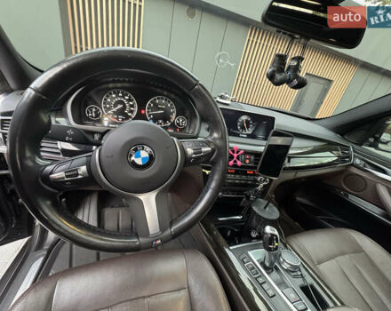 БМВ Х5 2017 в Днепре (Днепропетровске) на Automoto.ua Серый БМВ Х5, объемом двигателя 2.98 л и пробегом 140 тыс. км за 33500 $, фото 15 на Automoto.ua