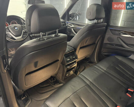 Серый БМВ Х5, объемом двигателя 2 л и пробегом 198 тыс. км за 27000 $, фото 9 на Automoto.ua