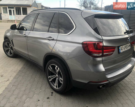 Серый БМВ Х5, объемом двигателя 2 л и пробегом 187 тыс. км за 30500 $, фото 1 на Automoto.ua