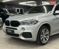 Серый БМВ Х5, объемом двигателя 2 л и пробегом 115 тыс. км за 27500 $, фото 3 на Automoto.ua