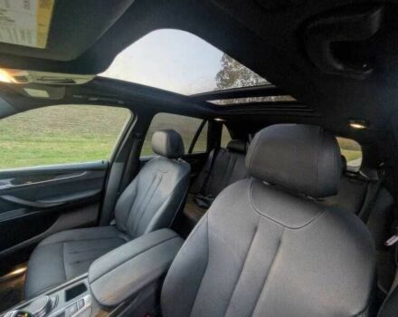 Серый БМВ Х5, объемом двигателя 3 л и пробегом 119 тыс. км за 8000 $, фото 14 на Automoto.ua