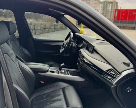 Серый БМВ Х5, объемом двигателя 2.99 л и пробегом 299 тыс. км за 28800 $, фото 17 на Automoto.ua