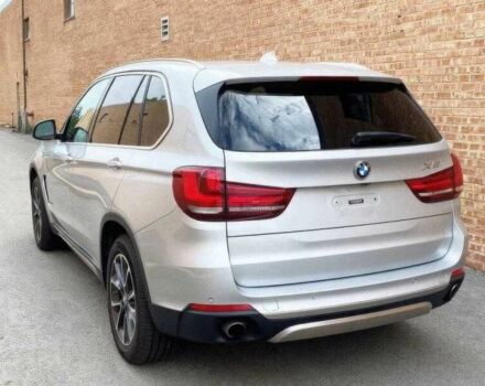 Серый БМВ Х5, объемом двигателя 3 л и пробегом 119 тыс. км за 12500 $, фото 4 на Automoto.ua